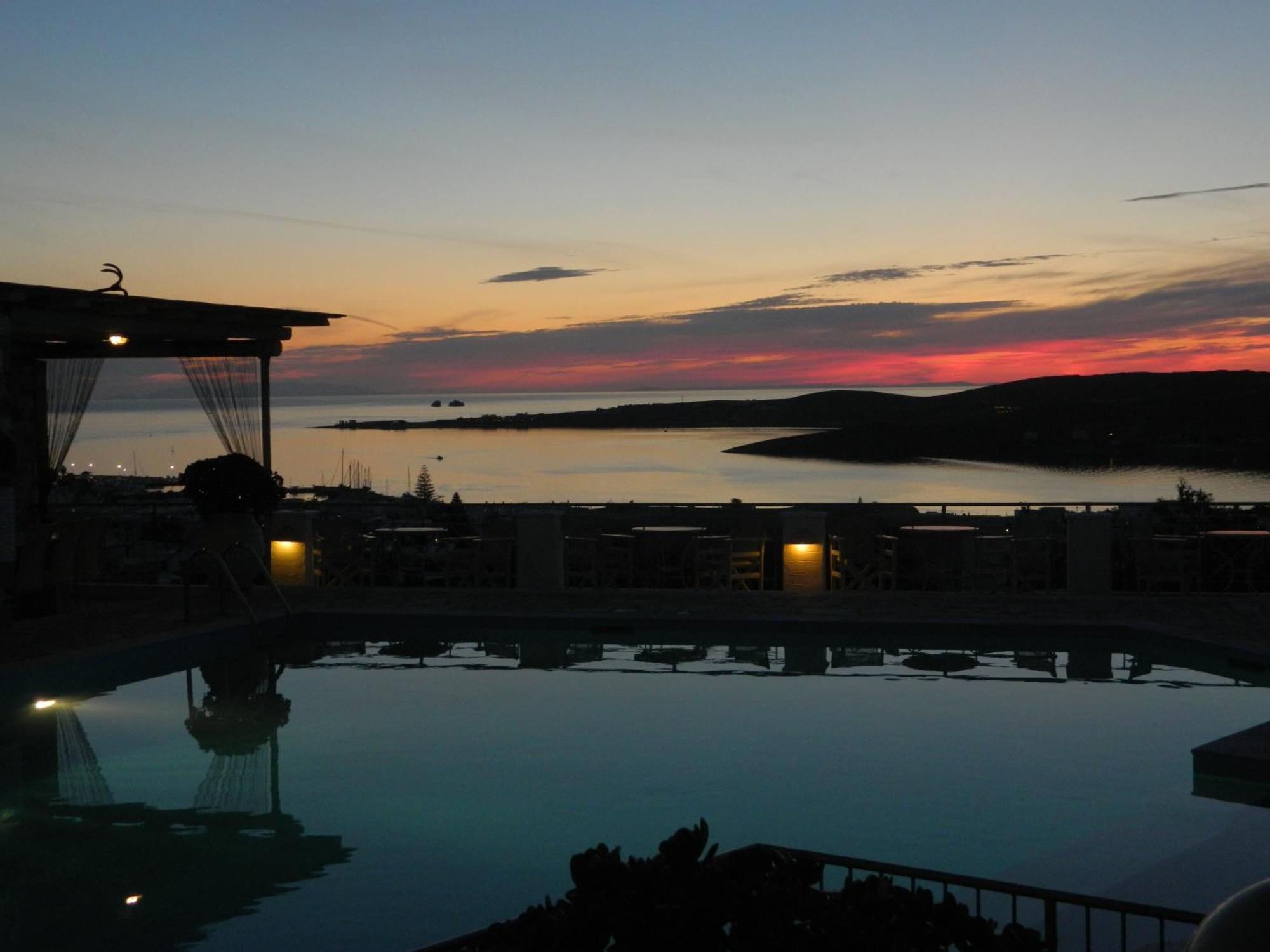 Sunset View Hotel Parikia  Exterior photo