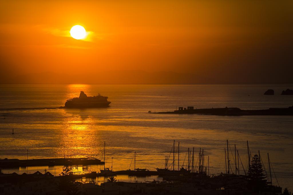Sunset View Hotel Parikia  Exterior photo